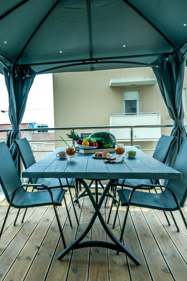 Blackpearl Apartment Split Exterior photo